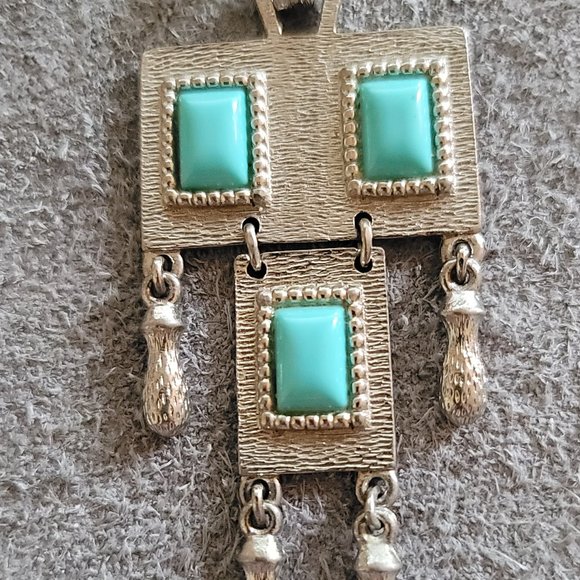 Silver Tone w/ Faux Turquoise Sarah Conventry 3 1/4" Long Pendant - Jewelry - Picture 4 of 4